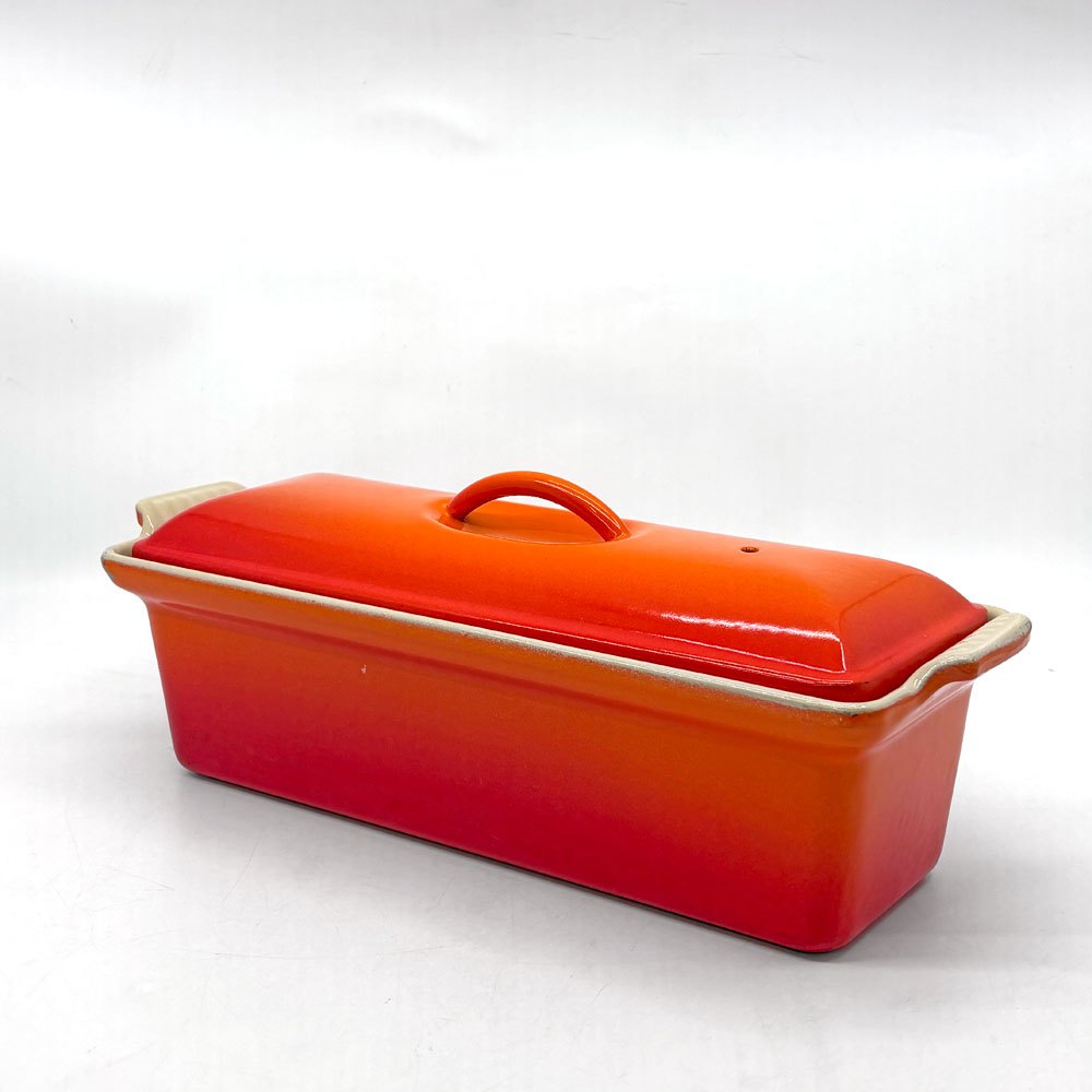 【祖師ヶ谷大蔵店】ルクルーゼ LE CREUSET テリーヌ・レクタ 長方形 ストーンウェア 28cm オレンジ フランス 買取させていただきました。