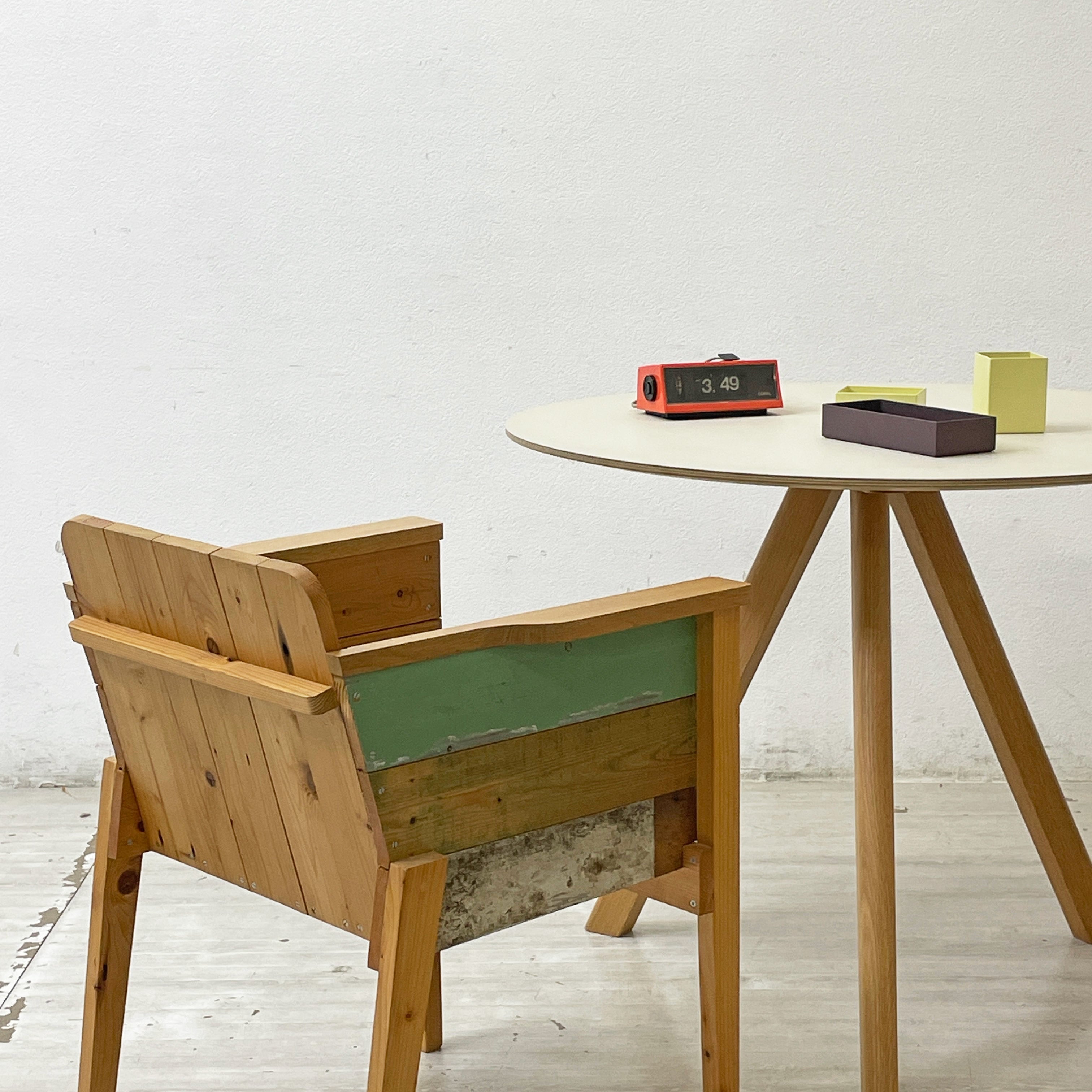 ピート・ヘイン・イーク Piet Hein Eek スクラップウッド アームチェア SCRAPWOOD ARM CHAIR オランダ 定価11万円 ～無価値な物から生み出される大きな価値～