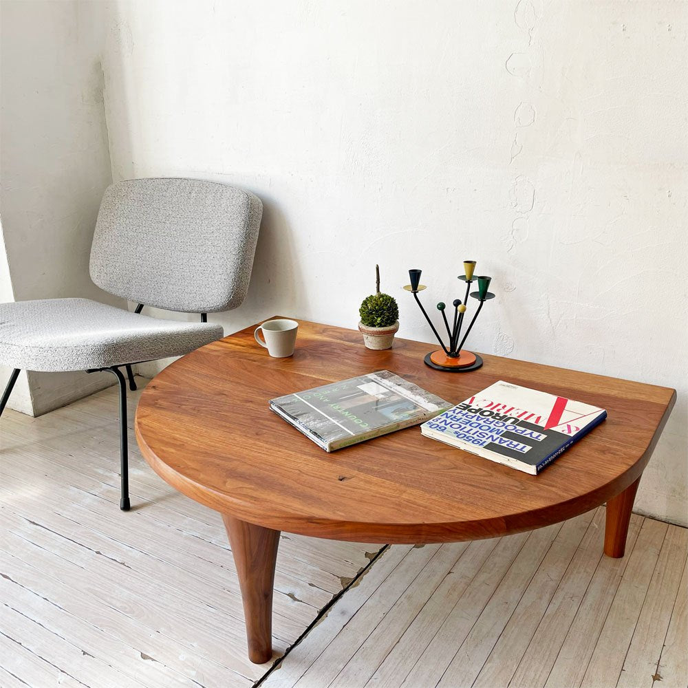 【下北沢店】飛騨産業 HIDA 森のことば ibuki リビングテーブル ローテーブル ウォールナット無垢集成材 節入り 買取させていただきました。