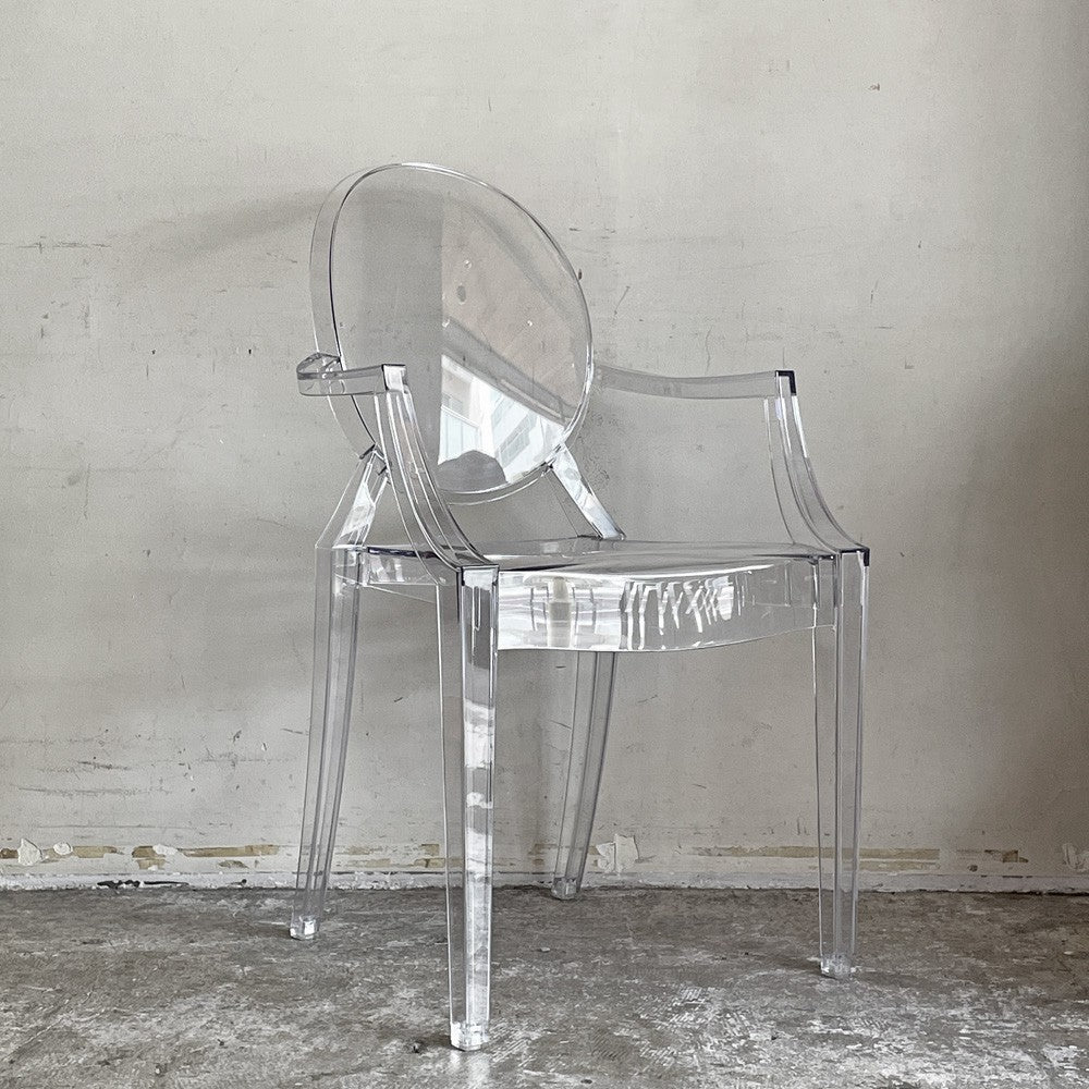 【自由が丘店】カルテル Kartell ルイゴースト Louis Ghost アームチェア ダイニングチェア クリスタル フィリップスタルク Philippe Starck イタリア 買取させていただきました。