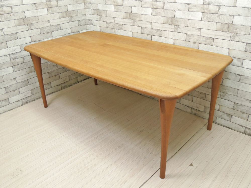 飛騨産業 HIDA オーク無垢集成材 ダイニングテーブル 反り止め W180cm ナチュラルデザイン 中古品 買い取りしました。