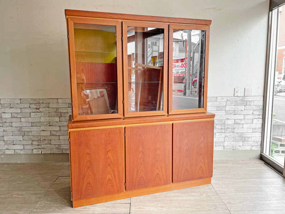 スコービー Skovby ビンテージ キュリオケース カップボード キャビネット 食器棚 飾り棚 チーク材 70年代 北欧家具 W148.5 中古品 買い取りしました。
