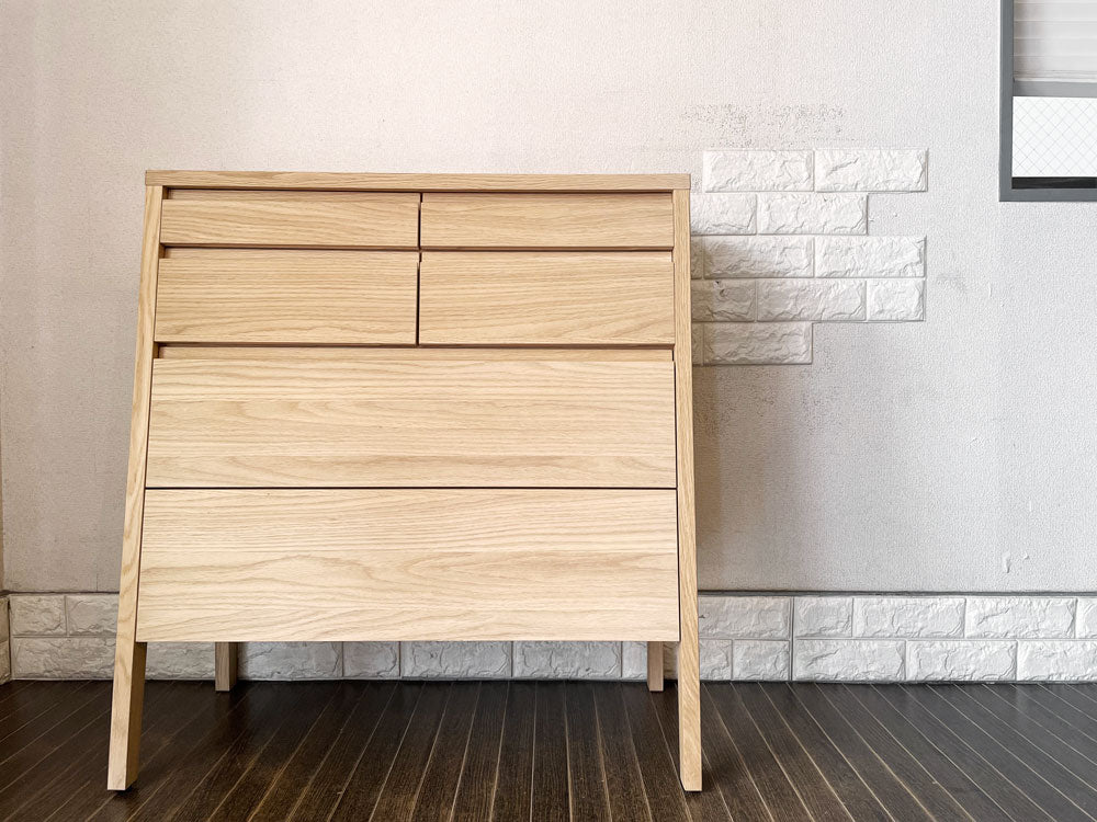 カリモク karimoku チェスト QT2814 ピュアオーク 4段6杯 W78cm 仕切り板付 定価￥143,000-  中古品  買い取りしました。