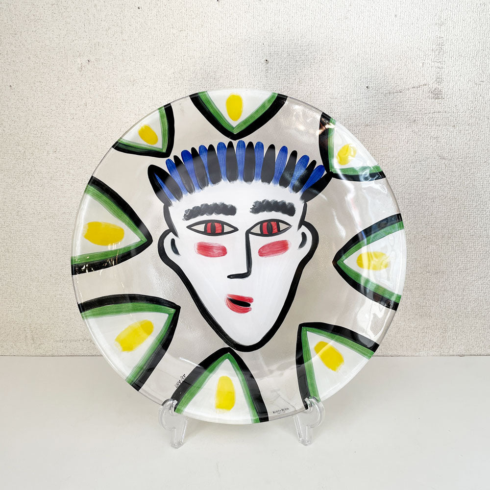 【経堂店】コスタボダ Kosta Boda アートガラスプレート Φ39cm ハンドペイント ウルリカ・ヒードマン・ヴァリーン Ulrica Hydman Vallien スウェーデン 北欧雑貨 買取させていただきました。