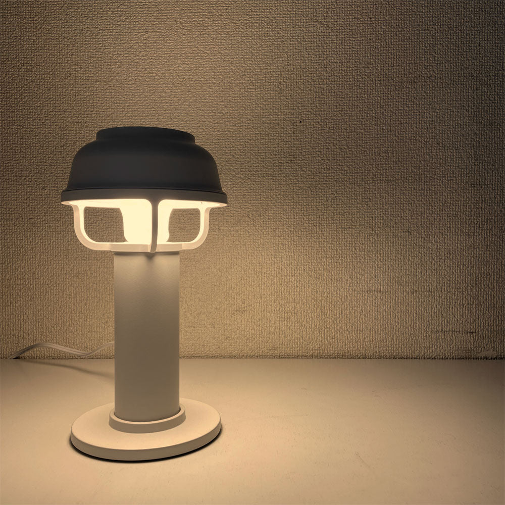 【経堂店】アルテック artek コリ Kori テーブルライト ホワイト H22cm TAF Studio 北欧モダン 定価￥66,000- 買取させていただきました。