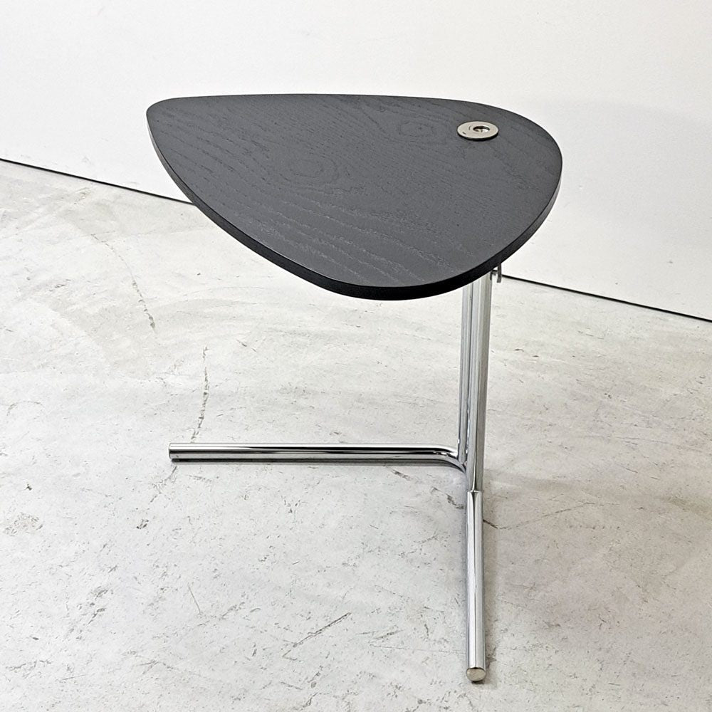 【祖師ヶ谷大蔵店】テクタ TECTA サイドテーブル K22 SIDE TABLE アッシュ材 ブラック アレキサンダーカルダー ドイツ バウハウス ACTUS 取扱い 買取させていただきました。