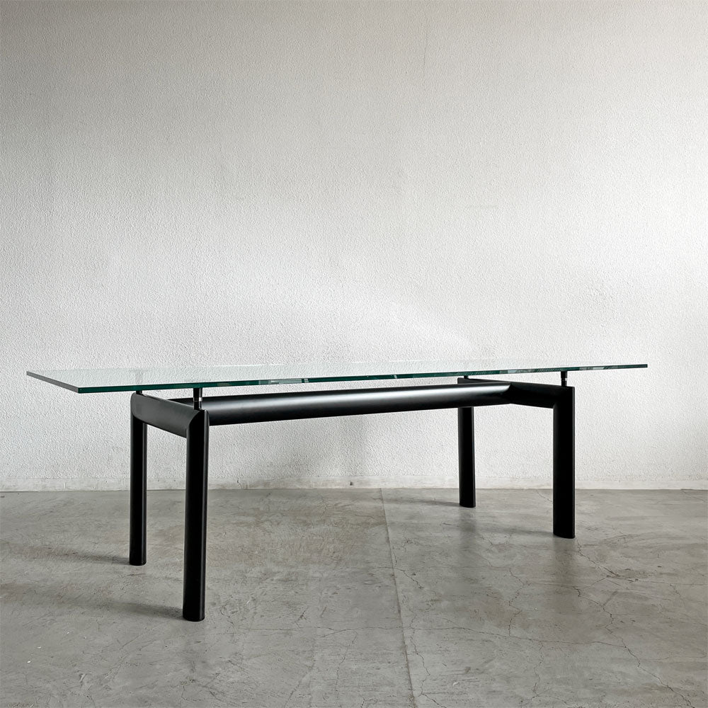 【登戸BASE店】カッシーナ Cassina ターブル・テューブ・ダヴィオン 6 TABLE TUBE D’AVION LC6 ダイニングテーブル クリアガラス天板 ブラック脚 W225×D85cm ル・コルビジェ 定価￥1,111,000- 買取させていただきました。