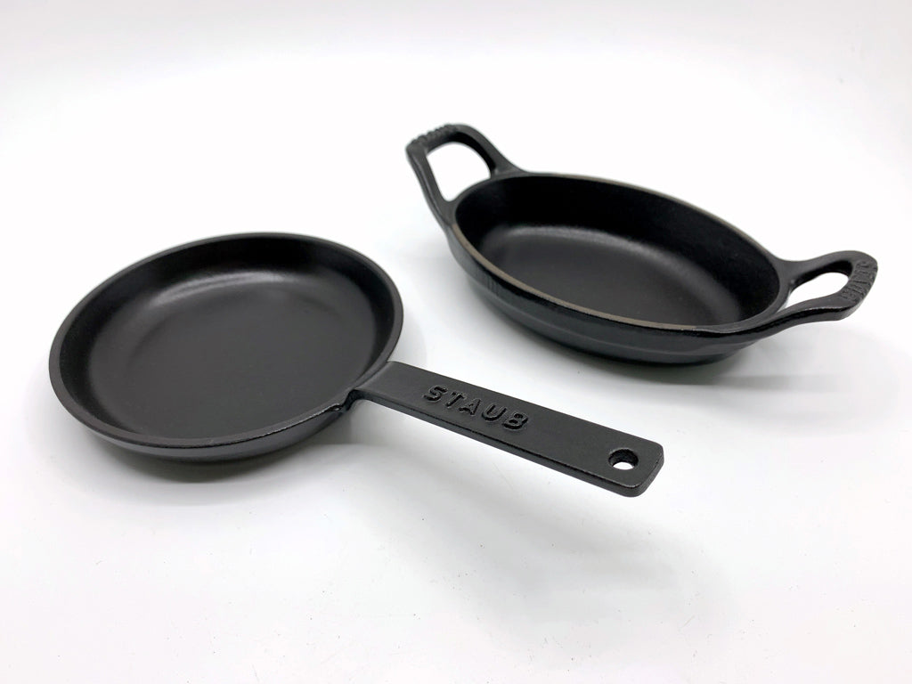 ストウブ Staub ミニシリーズ ミニフライパン＆ミニオーバルディッシュ ブラック 鋳鉄 アイアン フランス 中古品  買い取りしました。