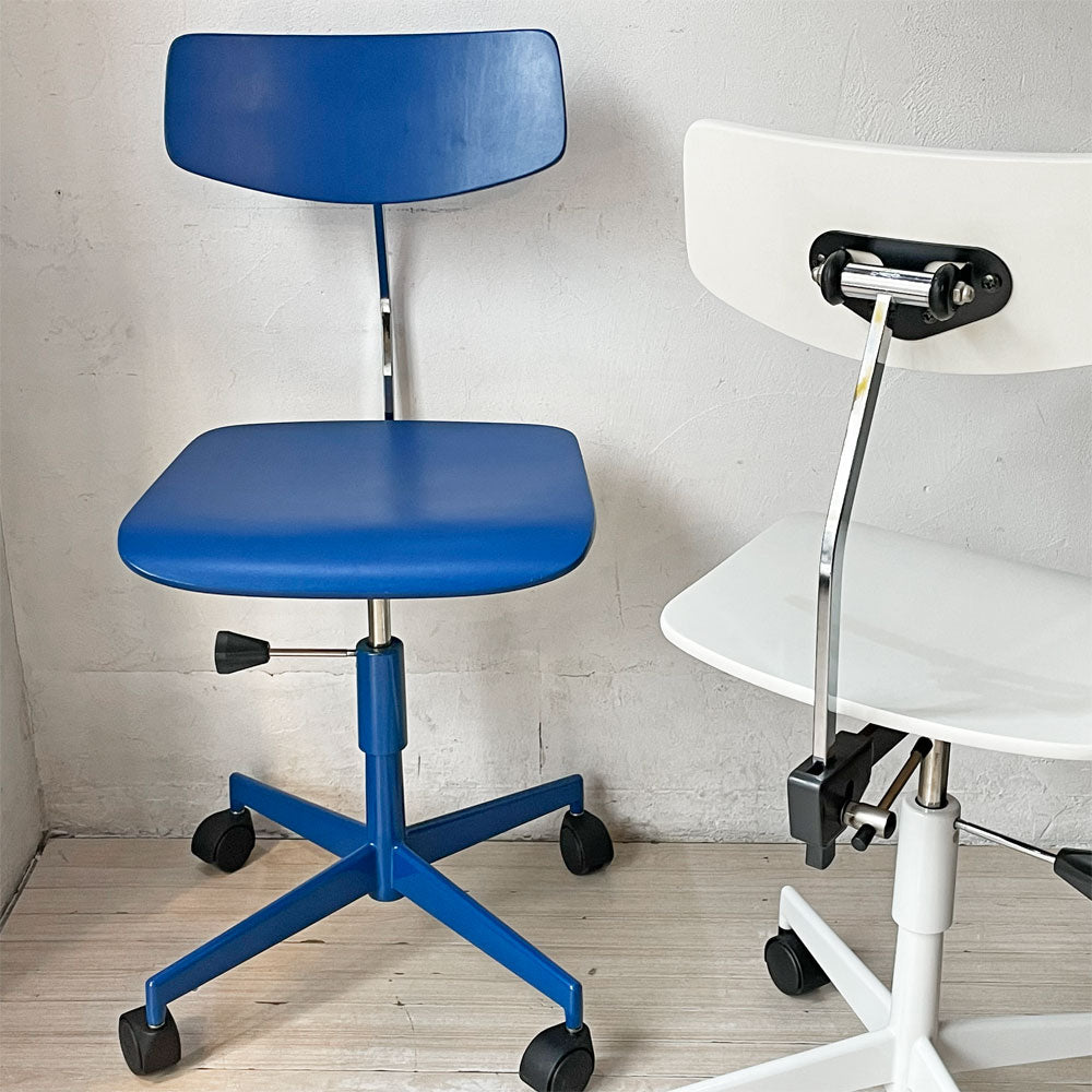【下北沢店】ラボファ Labofa デスクチェア オフィスチェア プライウッド ダブルホイール 高さ調整可 デンマーク製 北欧家具 ブルー＆ホワイト 計2脚 買取させていただきました。