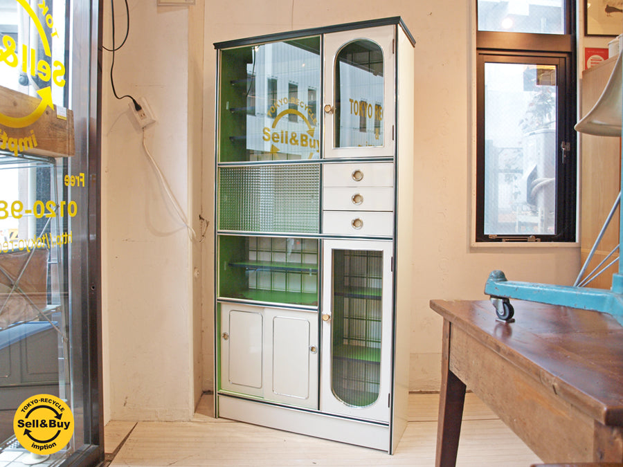レトロポップ retro pop カップボード cupboard ホワイト×グリーン 中古品 買い取りしました。下北沢店 出張買取もお任せ下さい。