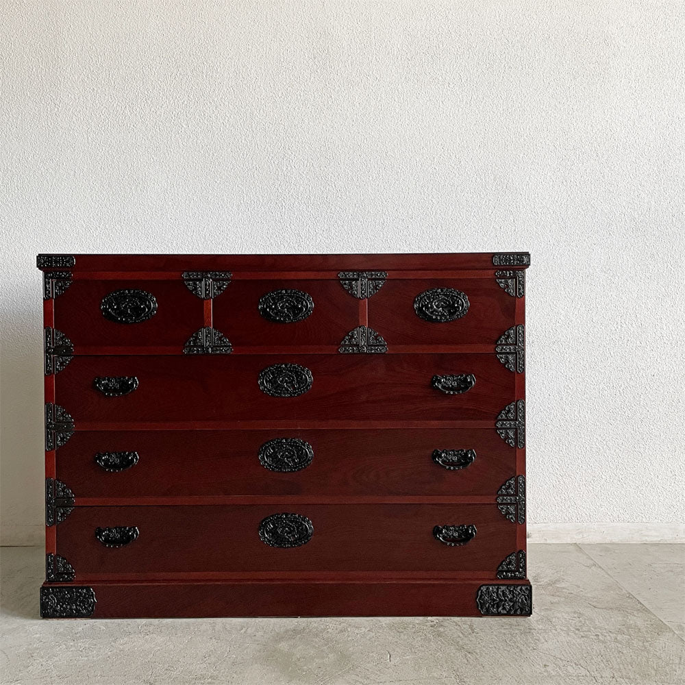 【登戸BASE店】境木工 SAKAI MOKKO 吉野民芸 40 整理タンス 抽斗6杯 欅材 W120cm 鍵付 和箪笥 大川家具 参考価格￥327,800- 買取させていただきました。