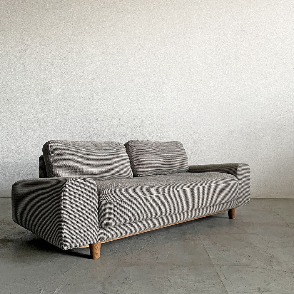 【登戸BASE店】モモナチュラル MOMO Natural フロー FLOW SOFA 2.5P 2.5人掛けソファ オーク材 ファブリック カバーリング 定価￥147,000-以上 買取させていただきました。
