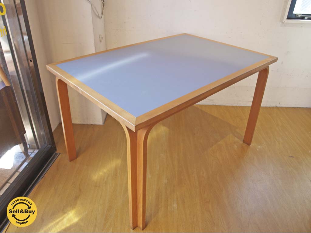 マグナスオルセン Magnus Olesen ダイニングテーブル リノリウム天板 ビーチ材 R・ティエセン＆J・ソーレンセン 中古品 買い取りしました。