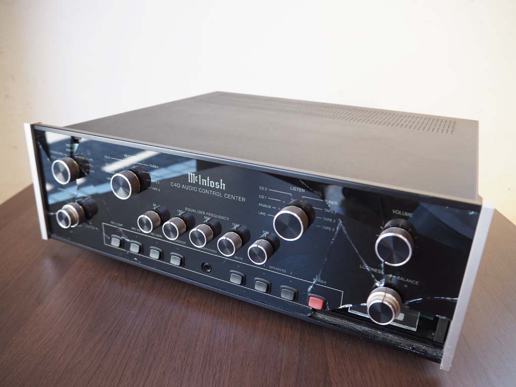 マッキントッシュ McIntosh C40 オーディオコントロールセンター AUDIO CONTROL CENTER プリアンプ 中古品 買い取りしました。