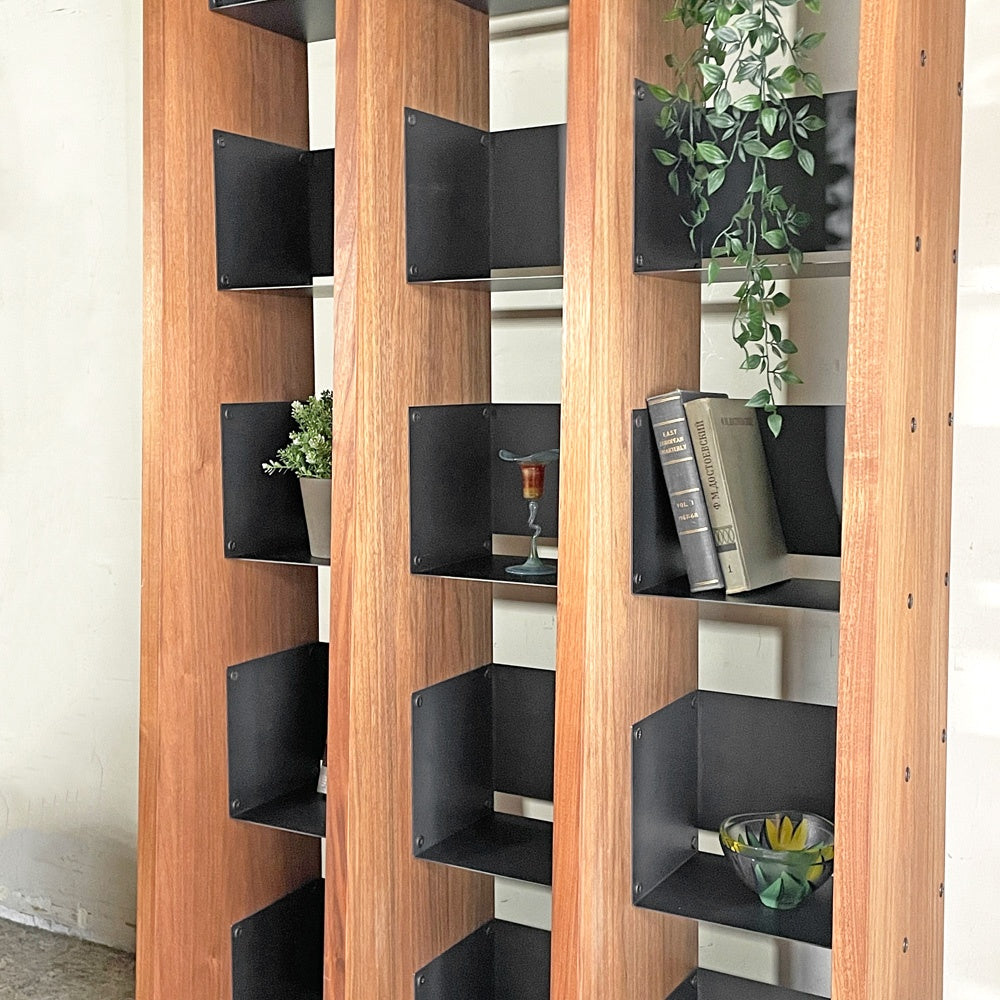 【自由が丘店】リアルスタイル Real Style ノックス KNOX book shelf ブックシェルフ 3列 村澤一晃 定価：36万円 買取させていただきました。