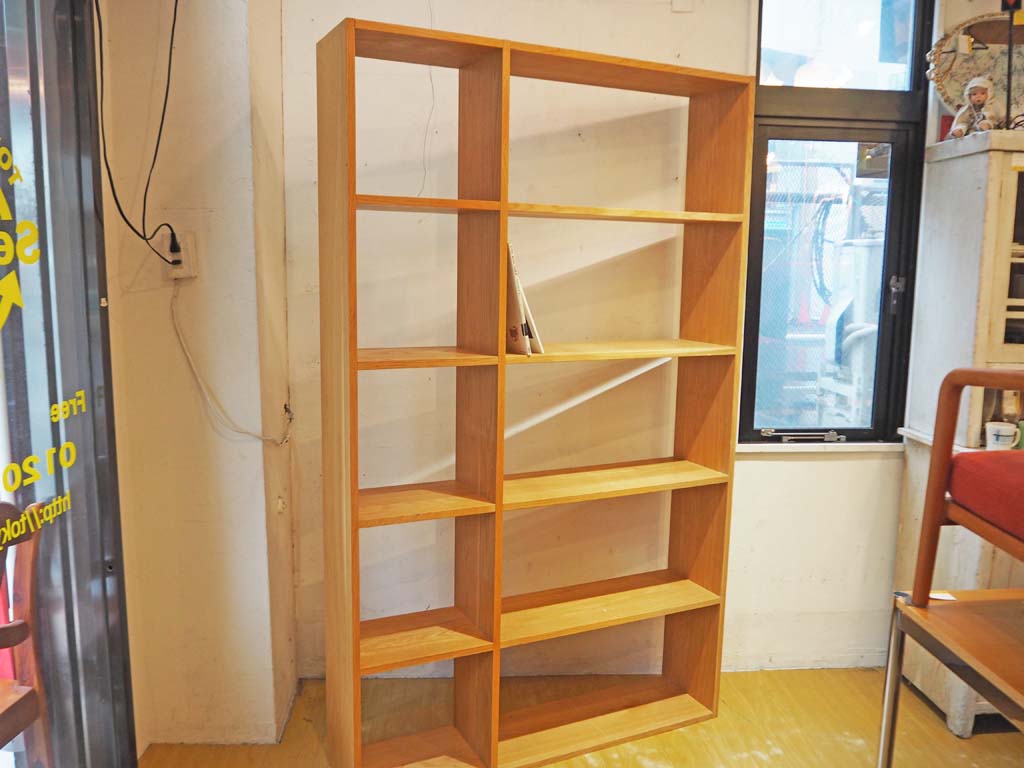 無印良品 MUJI スタッキンングシェルフ オーク材 2×5段 仕切り板付 ナチュラル 中古品 買い取りしました。