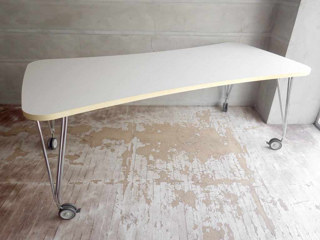 カルテル Kartell マックステーブル MAX TABLE ホワイト ミーティングテーブル キャスター付 フェルーチョ・ラヴィアーニ Ferruccio Laviani イタリア 中古品 買い取りしました。