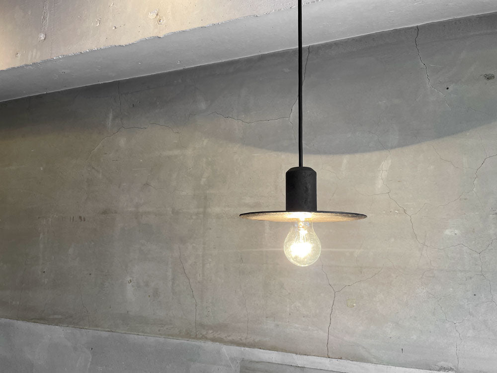 ニューライトポタリー New Light Pottery バレットフラットシェード Bullet flat shade 190 ブラック HATANO WATARU Collaboration 中古品 買い取りしました。