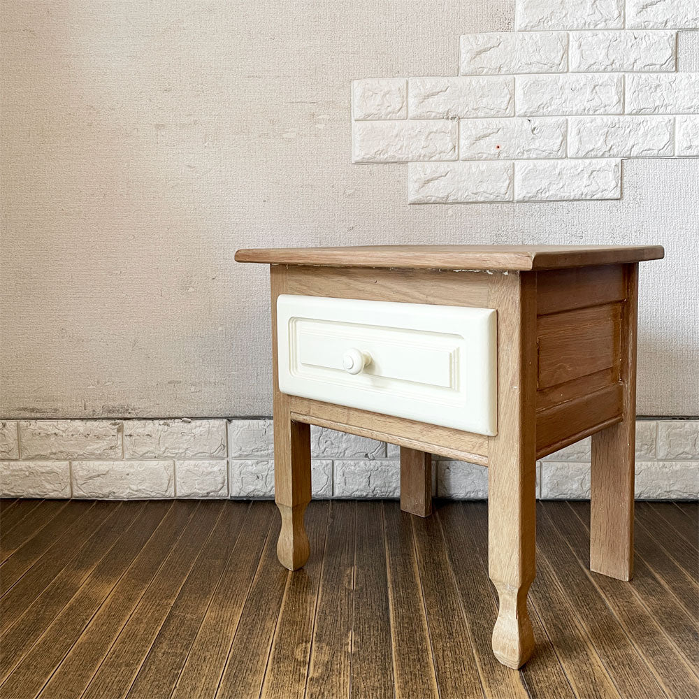 【経堂店】ビンテージスタイル Vintage Style ホワイトペイント ナイトテーブル サイドテーブル 1ドロワー W50cm フレンチカントリースタイル シャビーシック 買取させていただきました。