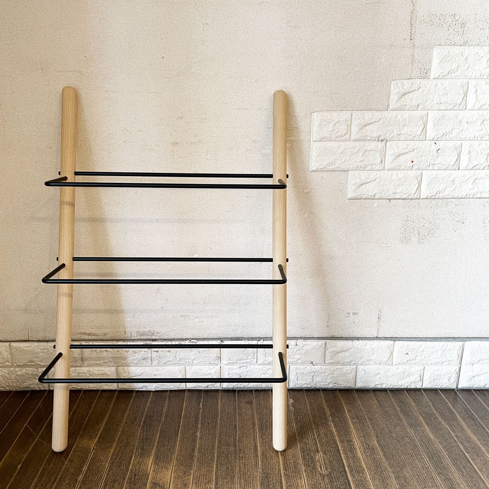 【経堂店】ノルメイド Norrmade スティック STICK シューズラック アッシュ材×スチール トゥールズデザイン Tools Design デンマーク 定価￥30,250- 廃番 買取させていただきました。