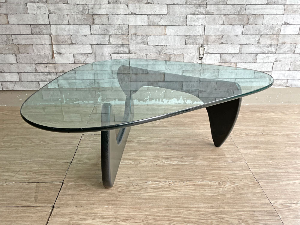 ヴィトラ vitra ノグチ コーヒーテーブル イサム・ノグチ ガラス天板厚 19mm デザイナーズ家具 名作 中古品 買い取りしました。