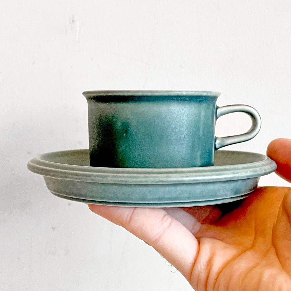 【自由が丘店】アラビア ARABIA ルスカ Ruska 70mm デミタス カップ＆ソーサー ブルー ウラ・プロコッペ 希少 ビンテージ フィンランド 北欧食器 買取させていただきました。