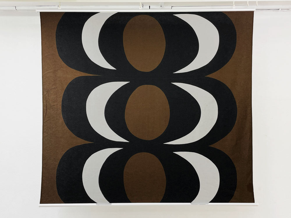マリメッコ marimekko カイヴォ Kaivo ファブリック タペストリー 140×126 マイヤ・イソラ Maija Isola フィンランド 中古品 買い取りしました。