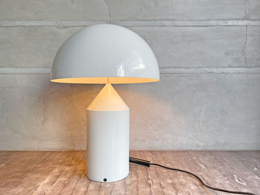 オルーチェ OLUCE アトーロ ATOLLO 235 テーブルライト フロアライト ホワイト ヴィコ・マジストレッティ イタリアンモダン 定価￥370,700- 中古品 買い取りしました。