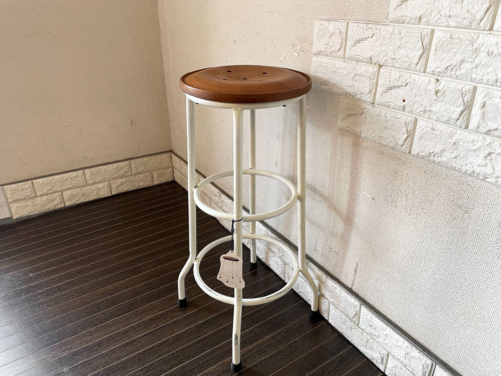 オールドメゾン old maison アイアンスツール Iron Stool 70cm チーク座面 ホワイトカラーフレーム ビンテージスタイル 定価￥17,160- 中古品  買い取りしました。