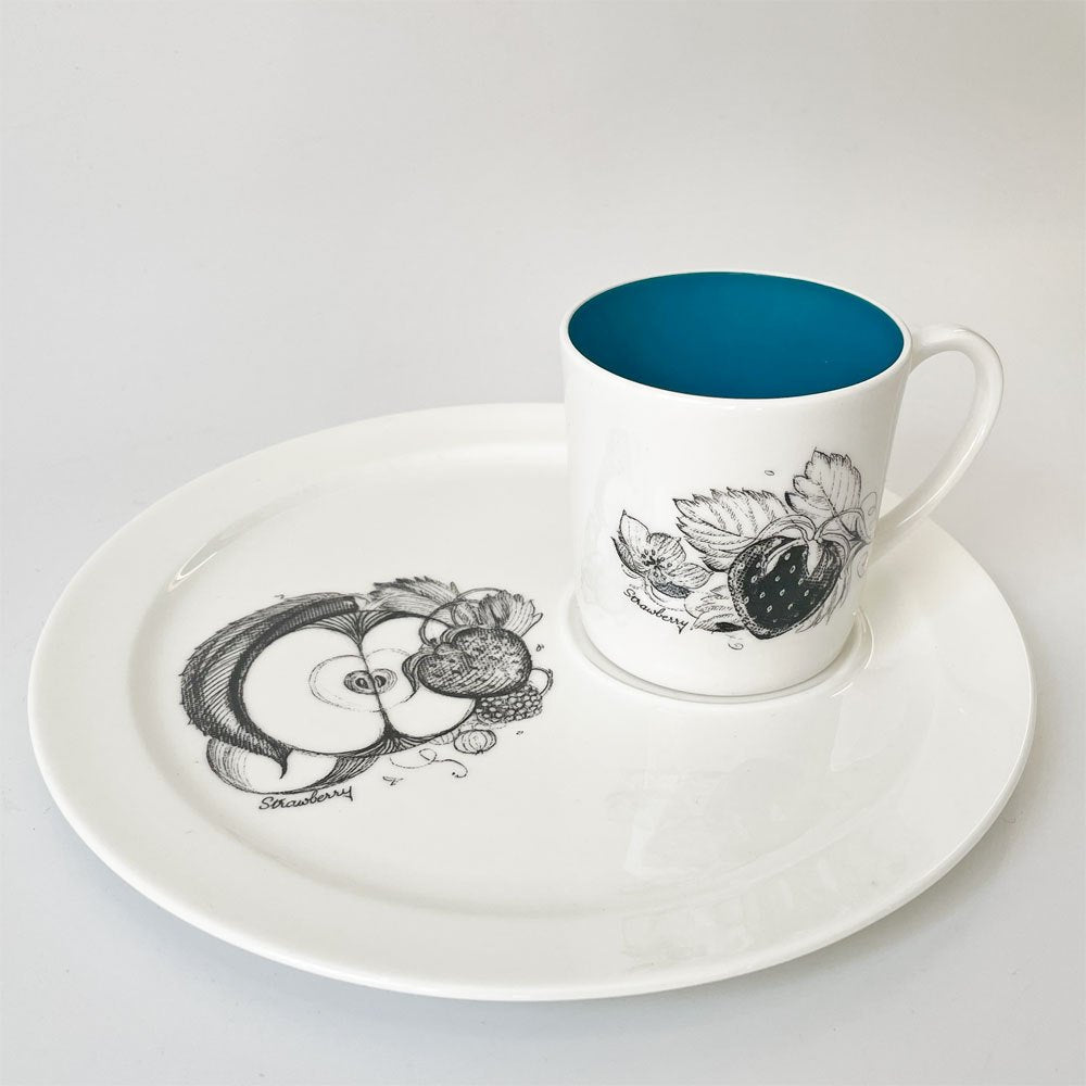 【下北沢店】スージークーパー Susie Cooper ブラックフルーツ スナックセット TVセット 買取させていただきました。