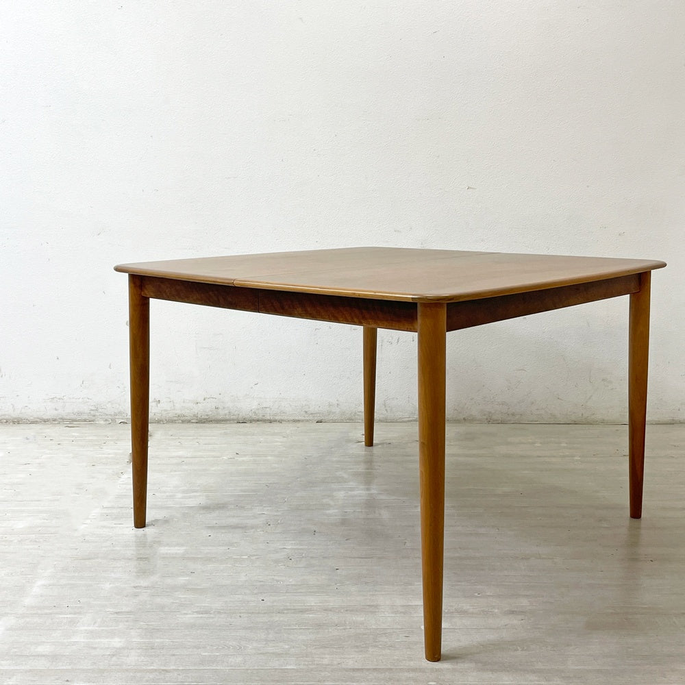 【祖師ヶ谷大蔵店】 USビンテージ US Vintage ウォールナット材 エクステンション ダイニングテーブル W112.5-169cm 伸長式 北欧スタイル 買取させていただきました。