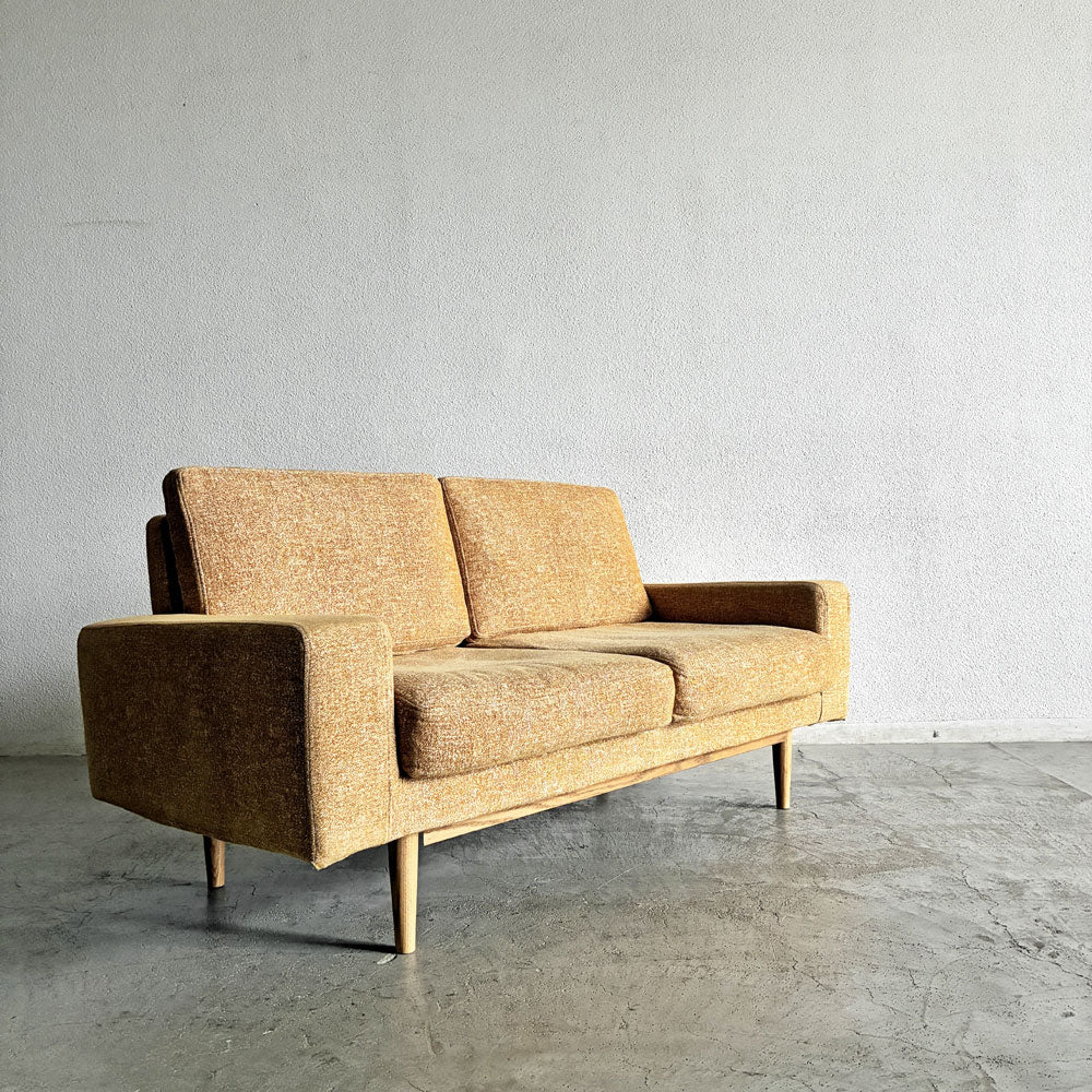 【登戸BASE店】モモナチュラル MOMO Natural パトル PATORU SOFA W CUSHION 2人掛けソファ カバーリングファブリック イエロー系 オーク材脚 W155cm 定価￥117,000-以上 買取させていただきました。