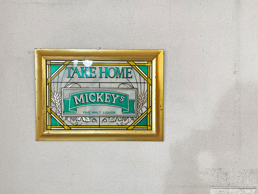 ミッキー MICKEYs パブサイン 看板 木製フレーム ゴールドペイント 54×39cm 壁掛け ウォールアート ビンテージ Vintage  中古品  買い取りしました。
