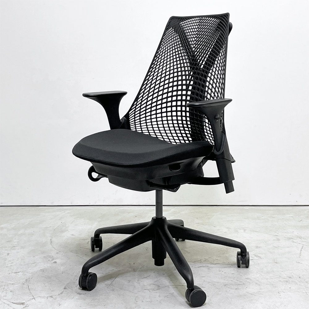 【祖師ヶ谷大蔵店】ハーマンミラー HermanMiller セイルチェア SAYL Chair デスクチェア ブラック サスペンションミドルバック アジャスタブルアーム キャスター付 イヴ・ベアール 買取させていただきました。