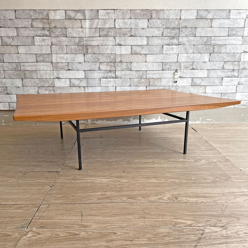 リッツウェル Ritzwell イビザフォルテ IBIZA FORTE リビングテーブル ウォールナット無垢材 蒲原潤 モダンデザイン 参考価格￥305,800- 中古品 買い取りしました。