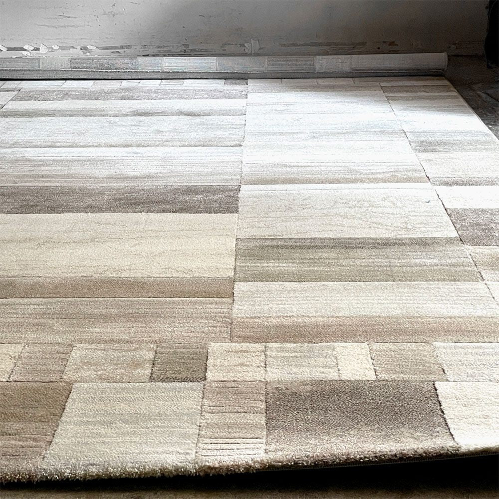 【自由が丘店】フライミーファクトリー FLYMEe Factory ラグ RUG #18839 カーペット 230×160cm ニューグレー カットパイル 定価￥47,800- ■ 買取させていただきました。