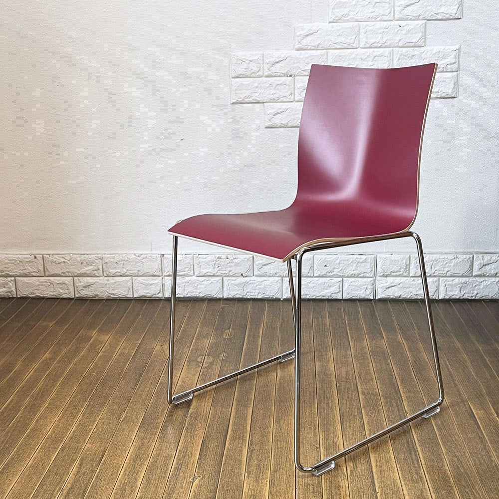 【経堂店】エンゲルブレヒト Engelbrechts チャリック CHAIRIK 107 ダイニングチェア スタッキング そりベース バーチ材 ボルドー エリック・マグヌッセン 北欧家具 デンマーク 買取させていただきました。