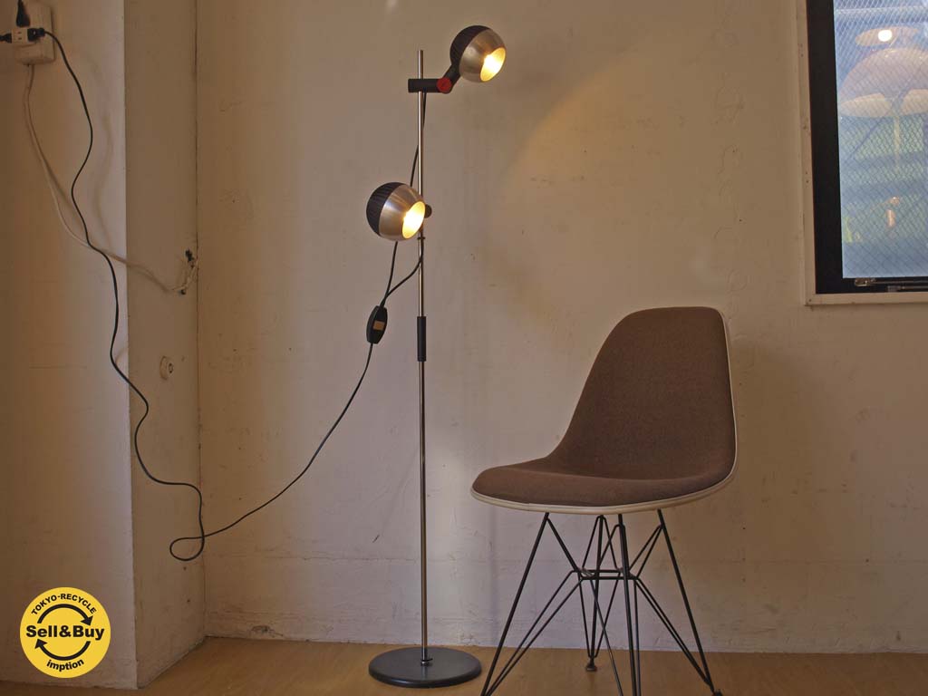 ロジェ・タロン Roger tallon ビンテージ フロアランプ Floor lamp 2灯 照明 スタンドライト フランス ～ 機能的かつ当時の最新素材を駆使したインダストリアルデザイン