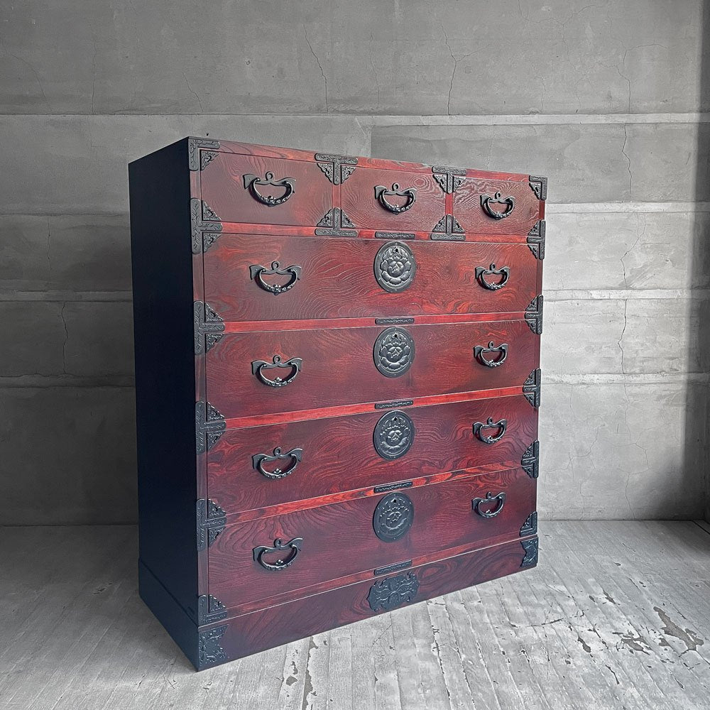 【学芸大学店】岩谷堂箪笥 整理箪笥 5段チェスト 欅材 5段7杯 欅材 漆塗 南部鉄器 牡丹紋様 民芸家具 和家具  買取させていただきました。