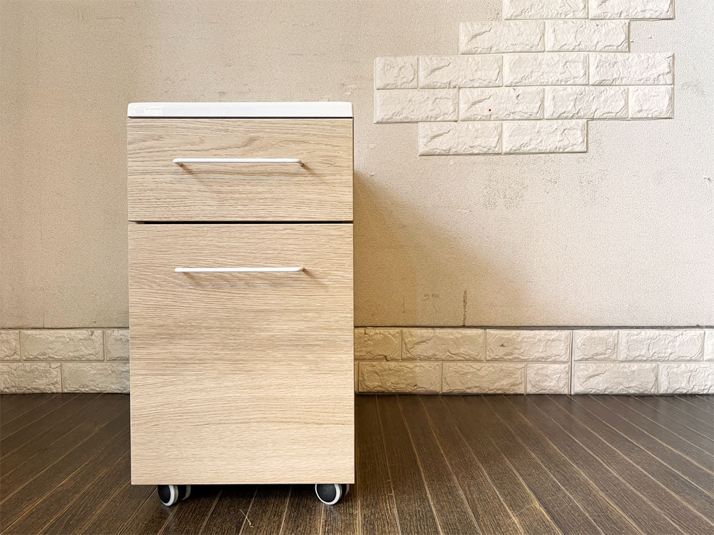 ストリングファニチャー String Furniture ワークス WORKS STORAGE UNITS モバイルキャビネット デスクワゴン オーク材 北欧家具 定価￥99,440-  中古品  買い取りしました。