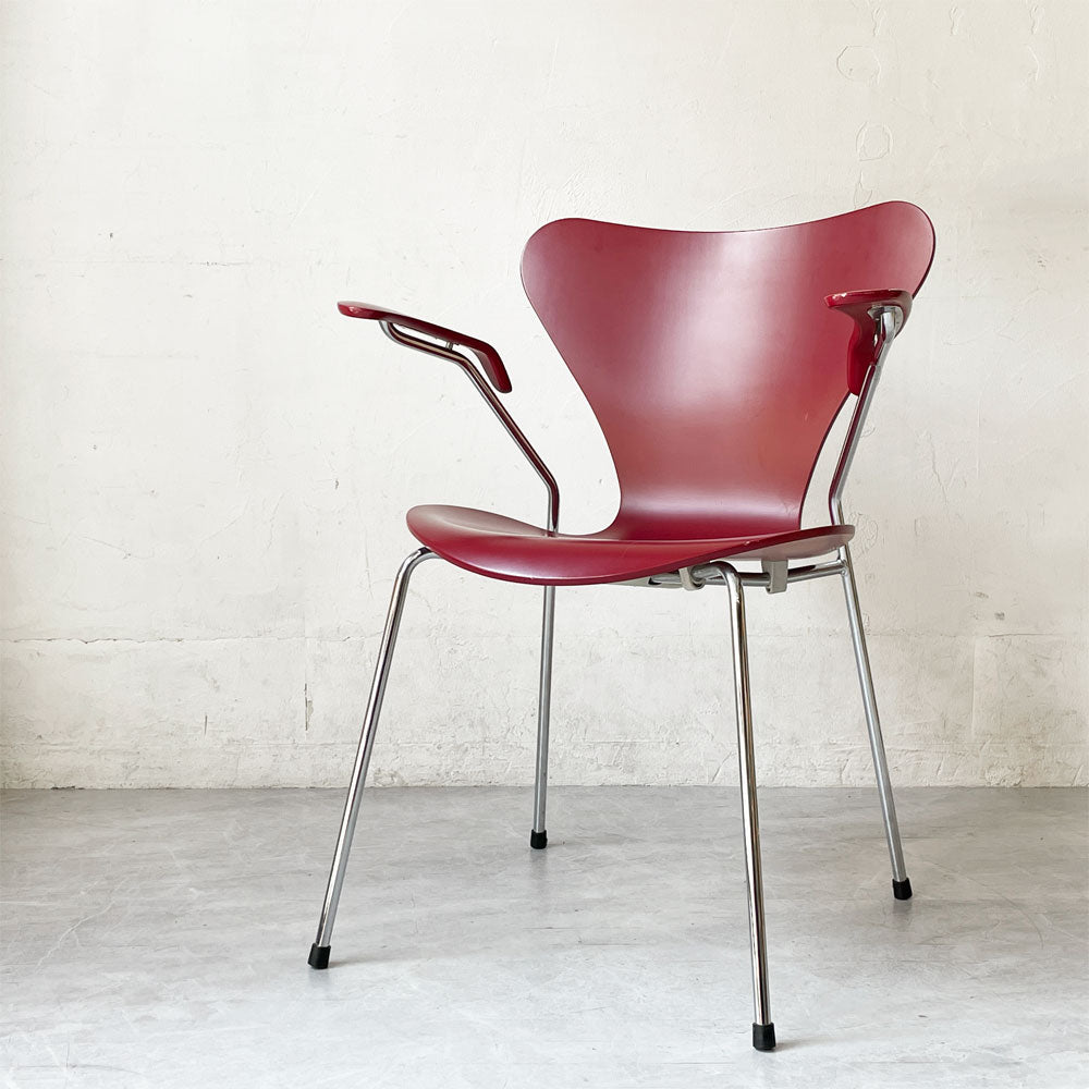 【下北沢店】フリッツハンセン Fritz Hansen 3207 セブンチェア アームチェア ラッカー ベネチアンレッド アルネ ヤコブセン 買取させていただきました。