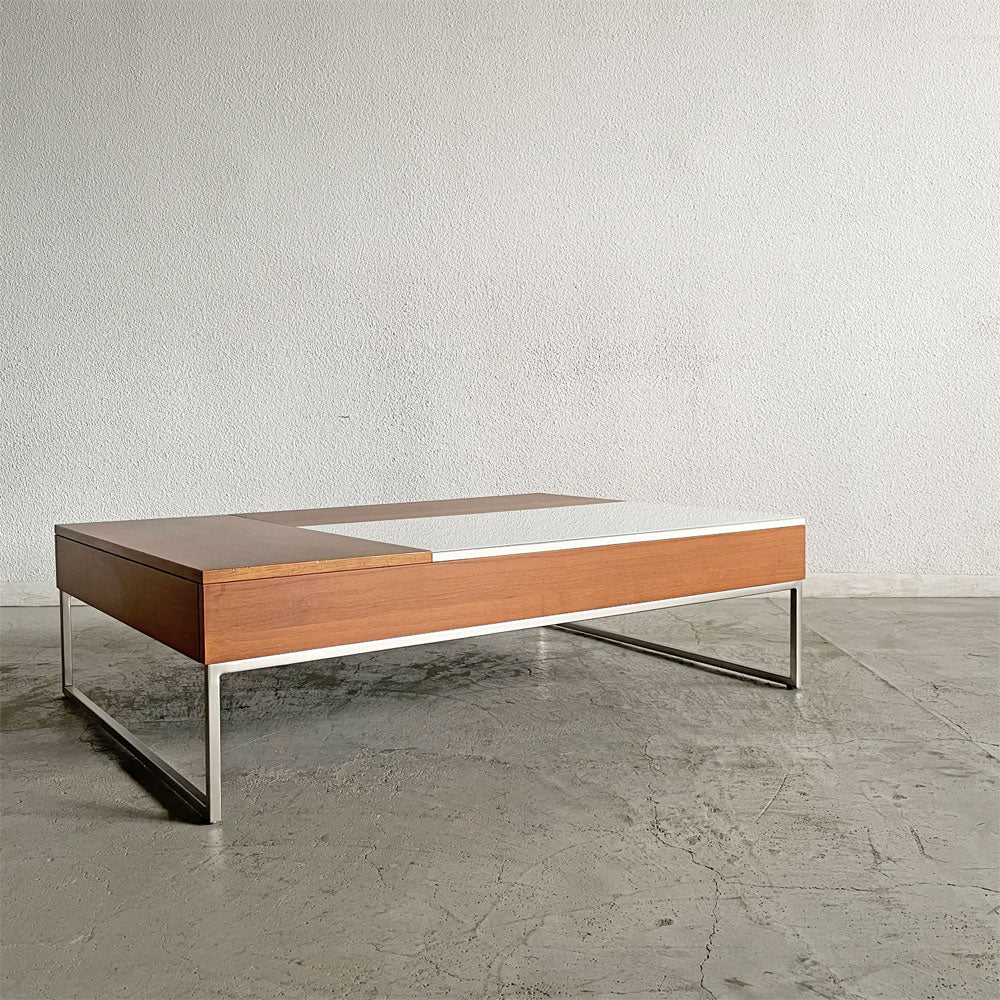 【登戸BASE店】ボーコンセプト BoConcept シヴァ Chiva コーヒーテーブル ガラス×ウォールナット 天板リフトアップ 収納スペース付 W113.5cm 廃番モデル 買取させていただきました。