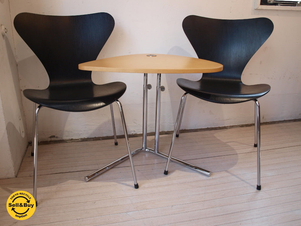 フリッツハンセン Fritz Hansen セブンチェア カラードアッシュ ブラック 2脚 アルネ・ヤコブセン 正規品 中古品 買い取りしました。下北沢店 出張買取もお任せ下さい。