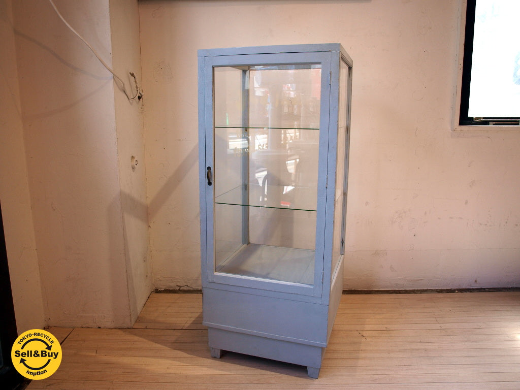 シャビーシック Shabby Chic スリム 5面ガラス ショーケース 飾り棚 ディスプレイ 店舗什器 アンティークスタイル ★中古品 買い取りしました。下北沢店 出張買取もお任せ下さい。