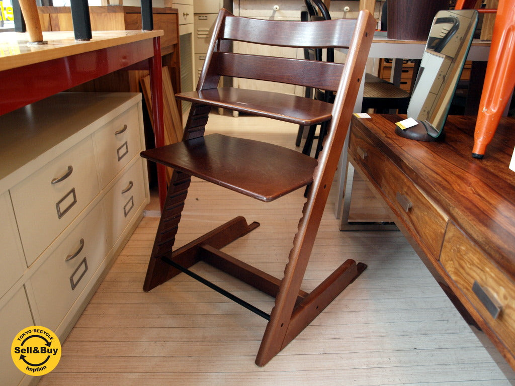 ストッケ STOKKE トリップトラップ TRIPP TRAPP ベビーチェア 新型 延長グライダー付 ブラウン 中古品 買い取りしました。下北沢店 出張買取もお任せ下さい。