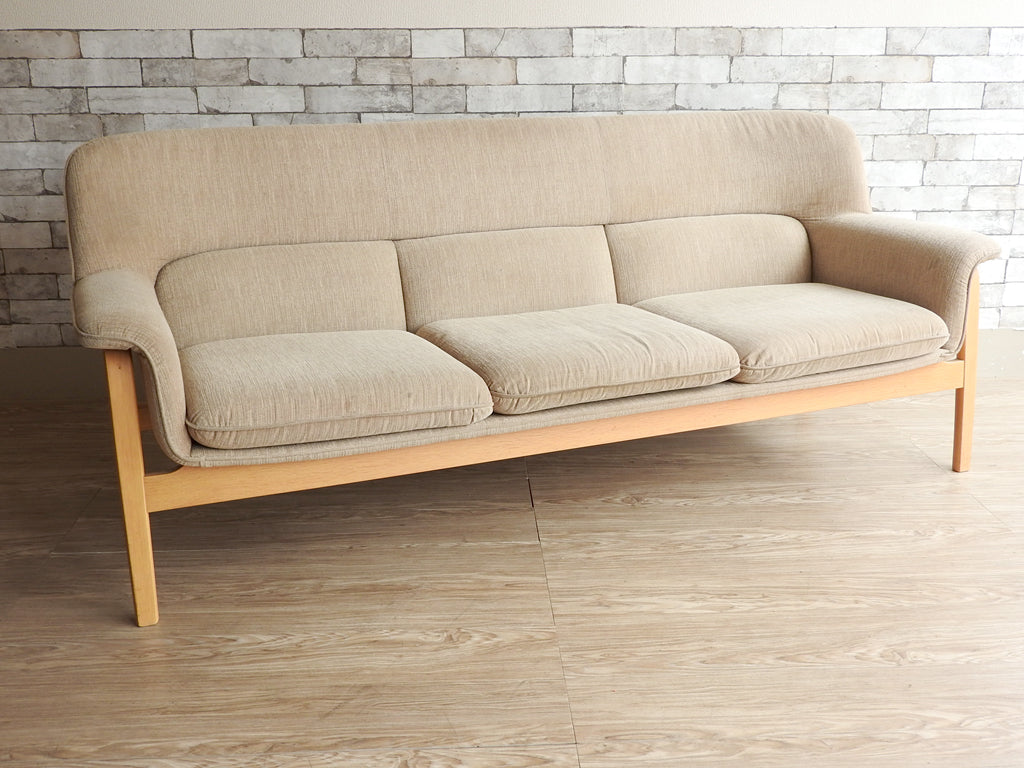 TENDO 天童木工 チェントロ Centro 3人掛けソファ ナラ材フレーム ベージュ系ファブリック 定価約30万円  中古品  買い取りしました。