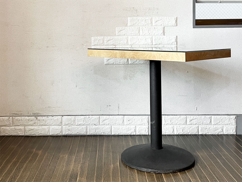 クラフト家具 ガラス天板 × アイアンベース カフェテーブル ダイニングテーブル W80cm ディスプレイ収納＆ハラコマット付  中古品  買い取りしました。