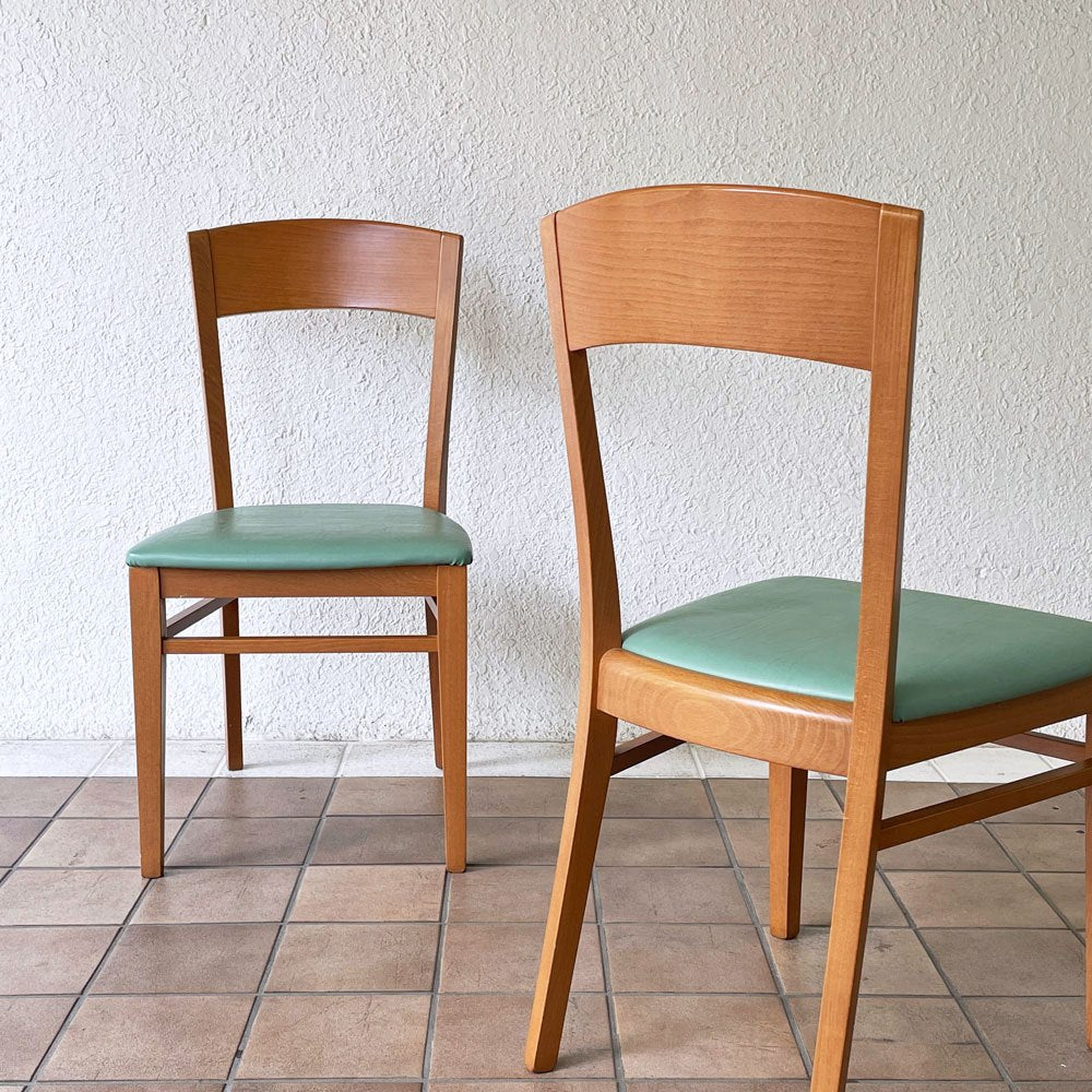 【用賀店】カリガリス Calligaris ビーチ材 ダイニングチェア グリーン系カラー PVCレザーシート 合皮 2脚セット イタリアモダン 買取させていただきました。