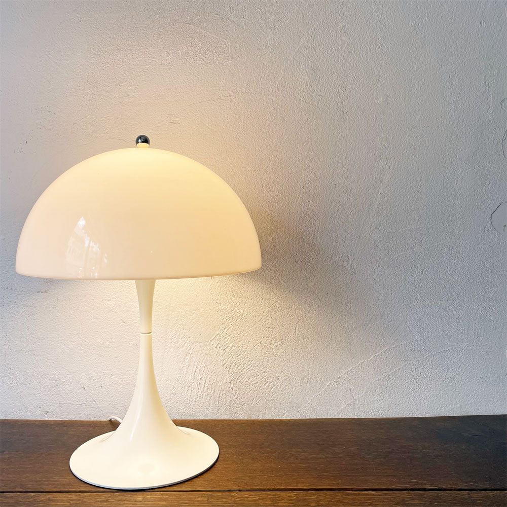 【下北沢店】ルイスポールセン Louis Poulsen パンテラ ミニテーブル Panthella Mini Table テーブルライト ホワイト ヴェルナー・パントン 買取させていただきました。