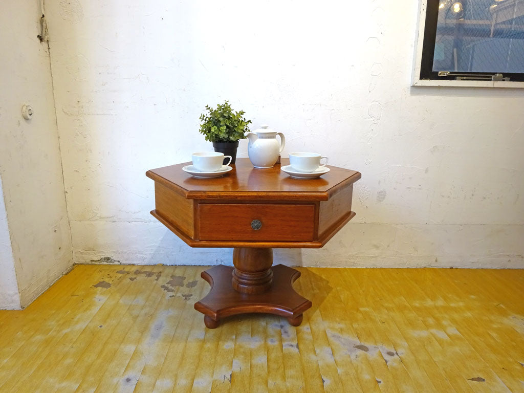 UKビンテージ ヘキサゴン サイドテーブル Hexagon Side table 下北沢店 中古品 買い取りしました。